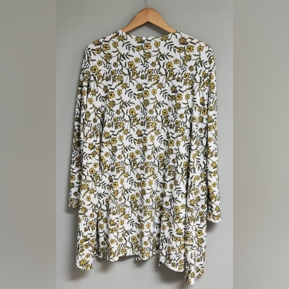 NWOT LuLaRoe Open Front Yellow Floral Cardingan/Kimona. Size Large. - Picture 3 of 7